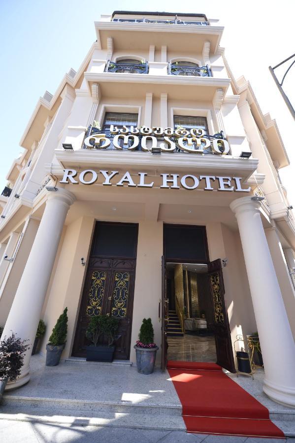 Royal Casino & Hotel Batumi Bagian luar foto